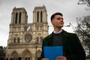 Guided Tour of Paris's Highlights