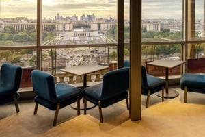 Mittagessen in der Madame Brasserie mit Seine-Bootsfahrt