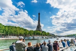 Paris : croisière d'une heure sur la Seine au départ de la tour Eiffel