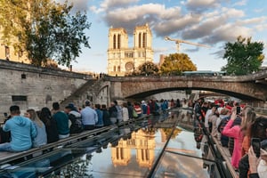 Paris: 1-times sightseeingcruise og 3-retters bistromiddag