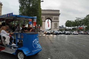 Paris: Ølsykkelbar med drinker inkludert