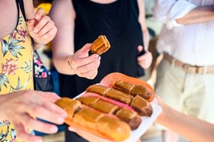 Paris: Montmartre Schokoladen- & Gebäcktour mit 8+ Verkostungen