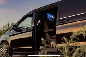 Parijs: voordelige transfer van/naar luchthaven CDG Auto/busje optie