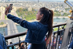 Główna atrakcja Paryża: Notre Dame, Luwr, wieża Eiffla i rejs