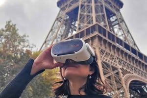 Paris : Uppslukande rundtur i Eiffeltornet med virtuell verklighet