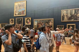 パリ：ルーブル美術館の傑作ツアー（事前予約チケット付き）