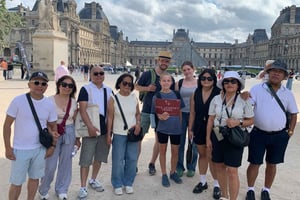 Paris: Louvre Museum tidsbestemt adgangsbillet & Pop Culture Tour