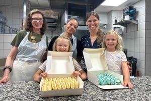 Paris: Macaron Baking Class