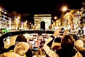 Paris: Tootbus Open-Top Christmas Bus Tour