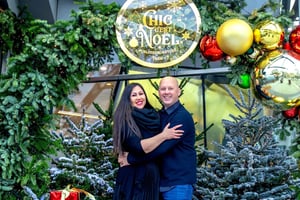 Parigi: servizio fotografico intorno alla Torre Eiffel con 55 foto modificate