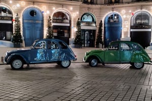 Parijs: Privétour langs de kerstverlichting met een Citroën 2CV