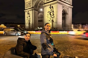 Parijs: Stadsrondleiding met gids in Quad