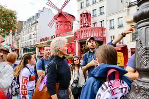 Paris Top Sights Halvdagsutflykt till fots med en rolig guide