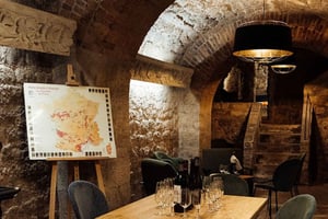 Paryż: Kursy degustacji wina w Le M. Musée du Vin