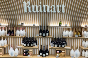 Private Champagne Ruinart, Moet Chandon VIP Tour by Mercedes