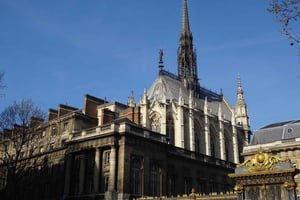 Paris: Ste Chapelle, Conciergerie Private Guided Tour +Entry