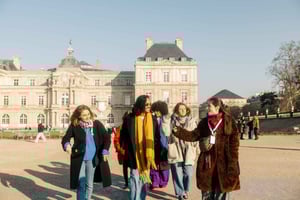 El tour a pie oficial de Emily en París