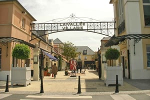 Til La Vallée Village fra Paris: halvdagstransport tur/retur