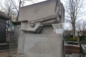 Visita Père-Lachaise a pie