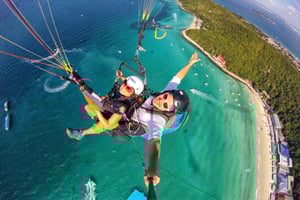 Koh Larn: Tandem-Gleitschirmflug mit Panoramablick