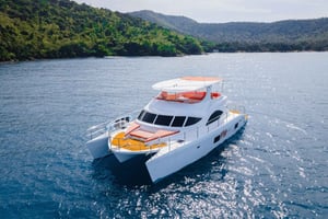 Pattaya: Private Luxury Catamaran Island Discoveries