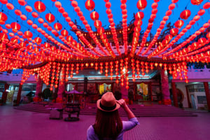 Penang: Kek Lok Si Temple and Penang Hill Guided Tour