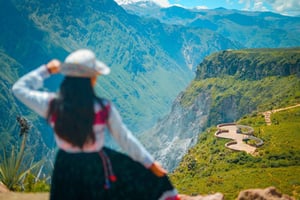 Arequipa: 2-dagars tur i Colca Valley med transfer till Puno