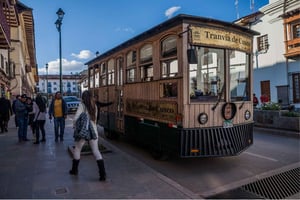 Cusco: Straßenbahn- und Quad-Tour zur Morada de los Dioses
