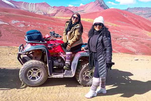 Desde Cusco:Atv nella Valle Rossa e nella Montagna Arcobaleno