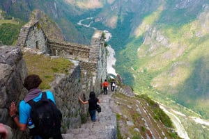 Cuscosta: 2D Machu Picchuun + Huayna Picchu -vuorelle