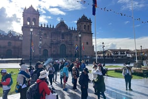 Depuis Cuzco : visite citadine de Sacsayhuaman et Tambomachay, visite d'une journée
