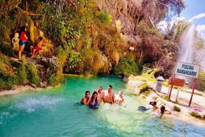 Limasta: Koko päivän opastettu retki Sayaniin ja Churiniin