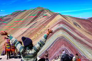 FULL DAY| MOUNTAIN OF COLORS ON HORSEBACK