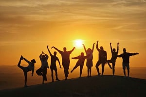 Paracas and Huacachina: Islands, Dune Buggy & Sunset Picnic