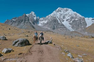 Ridning i Ausangate 7 Lakes Heldagsudflugt - Privat