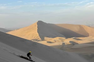 Huacachina: jazda na nartach i sandboardzie na pustyni