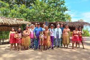 Iquitos: Amazon River Day Trip with Lunch and Transfers