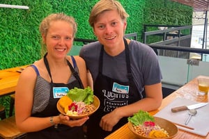 Lima: Die Nr. 1 unter den Kochkursen mit Tour über den lokalen Markt und Abholung