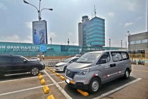 Lima: Flygplatstransfer 24/7