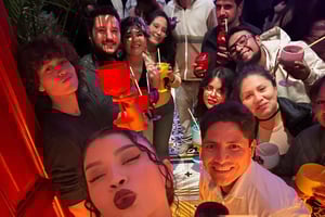 Lima: Pub Crawl con shot e ingresso in discoteca gratis