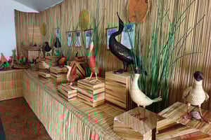 Die Inseln der Uros: Geschichte, Entwicklung und Gegenwart, mit lokalem Mittagessen.