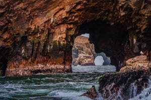Passeio privativo pelas Ilhas Ballestas, Hacienda Caravedo e pôr do sol em Huacachina