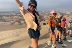 Escola profissional de sandboarding e sand skiing em Huacachina