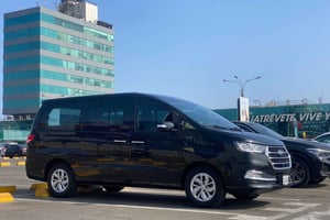 Taxi Airport Lima Peru