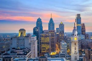 Philadelphia: Helikopterilennot kaupungin ja joen yllä