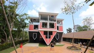 Baan Teelanka & The Garden Maze