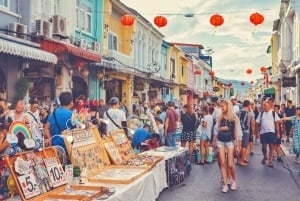 Da Personalizza il tuo tour delle spiagge e della città di Phuket