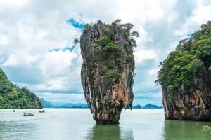 James Bond Island Tour med kanotpaddling med Long tail-båt