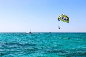 Pattaya: Coral Island-tur + frokost + alle vandsportsaktiviteter + video