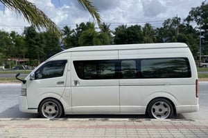 푸켓 공항에서 푸켓 지역까지 왕복 교통편(전용 차량 및 밴)